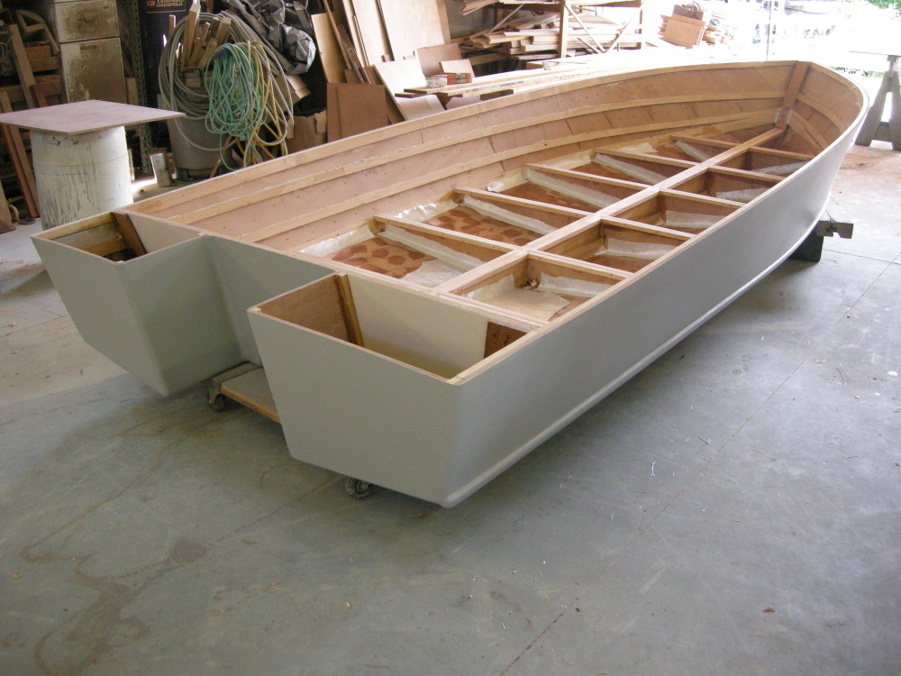 Building a Fiberglass Skiff http://www.harrisonboatworks.com/portfolio 