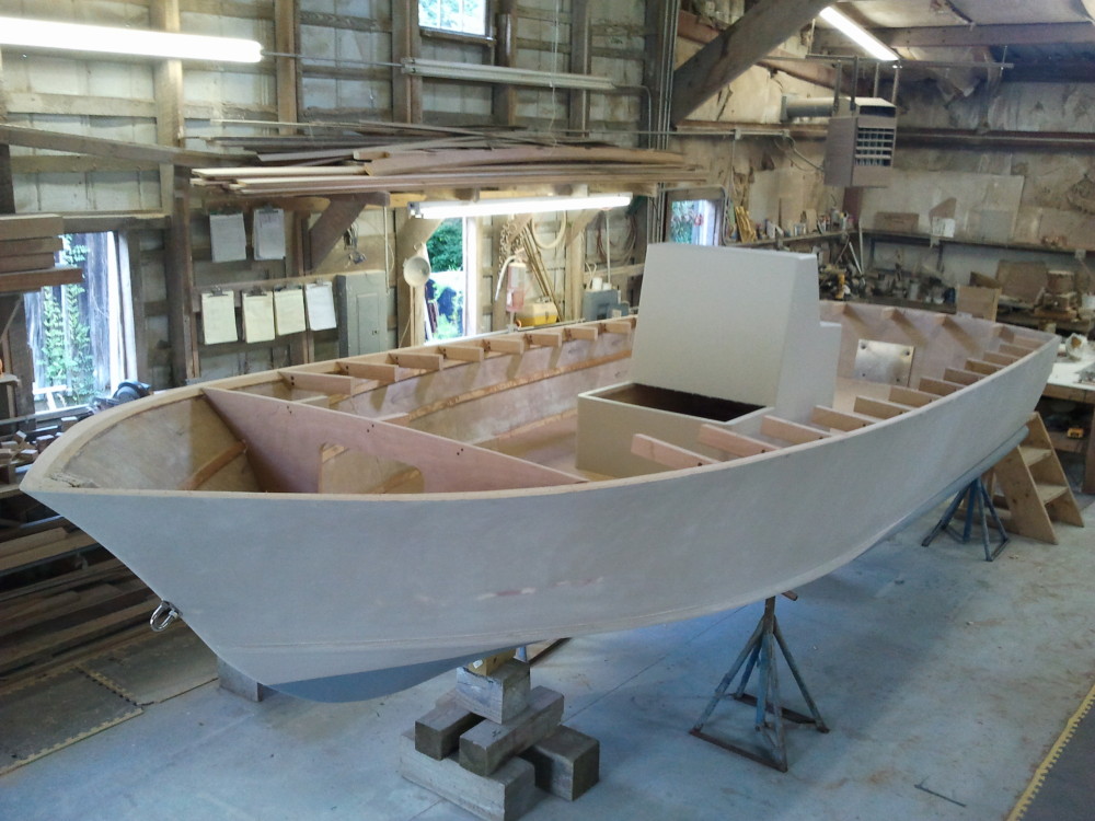 building a 22' center console carolina-style boat