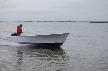 19' skiff with tiller